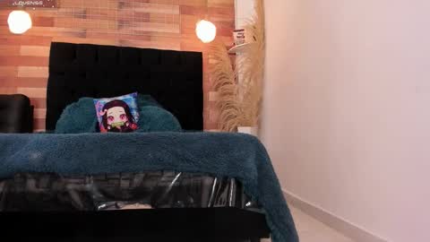 emily_brown04 online show from January 9, 11:03 am