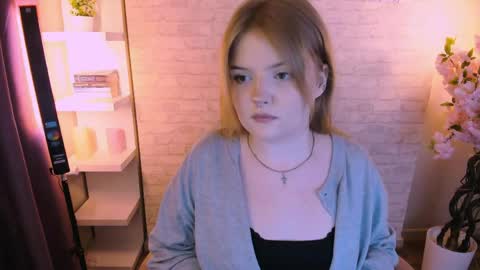 emily_coyness online show from April 4, 2:38 pm