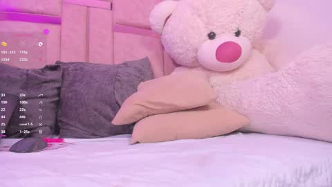  M I A   online430pm- 930pm online show from May 16, 12:13 am