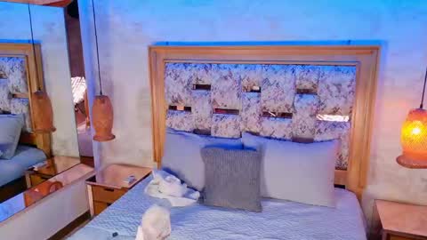 emily_dempsey online show from May 3, 7:17 pm