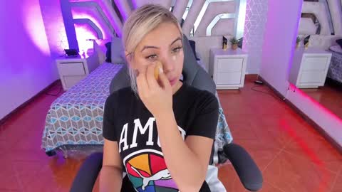 Emily online show from January 2, 10:37 am