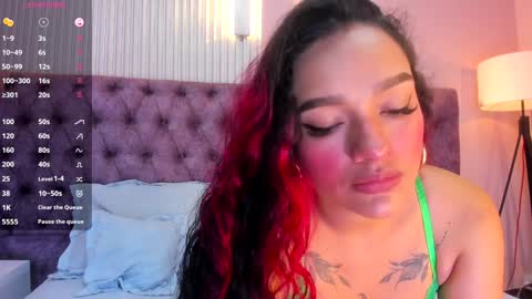 Emily online show from December 21, 7:38 pm