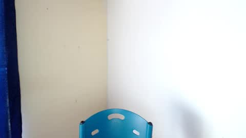   online show from December 20, 12:53 pm