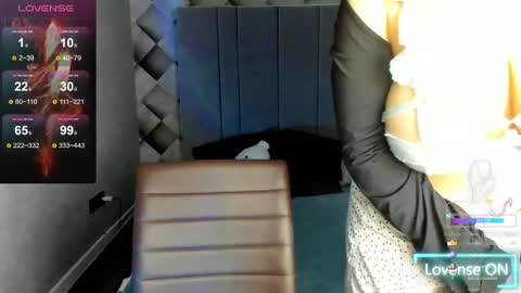 EMILY online show from May 1, 9:23 am