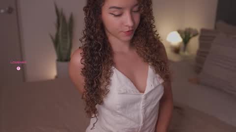 Juliana online show from February 16, 1:05 am