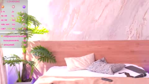 Emily online show from February 28, 2:27 pm