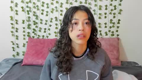 emily online show from December 22, 11:57 am