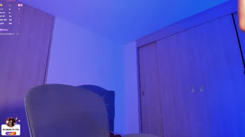 Emily  online show from June 20, 6:39 am