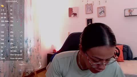 Snapshot of emily_leroy571240 chatting on October 24, 12:34 pm emily leroy. online show from October 24, 12:34 pm
