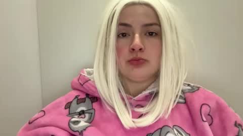 emily_morning_dew online show from December 18, 7:46 am