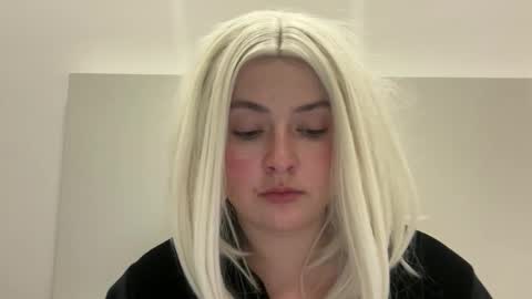 emily_morning_dew online show from February 9, 8:22 pm