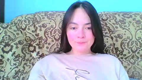 emily_morning_dew online show from February 8, 9:13 am