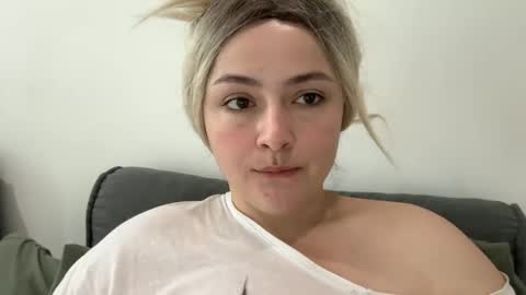 emily_morning_dew online show from September 14, 7:28 am