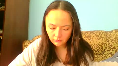 emily_morning_dew online show from February 25, 10:48 am