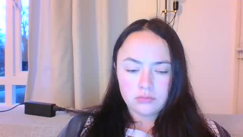 emily_morning_dew online show from January 29, 7:04 am