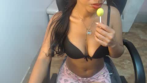 emily_smith_t online show from March 30, 8:08 pm