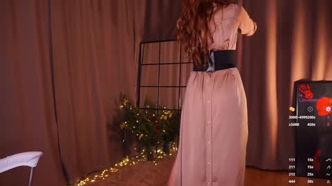 Lia online show from January 1, 1:59 pm