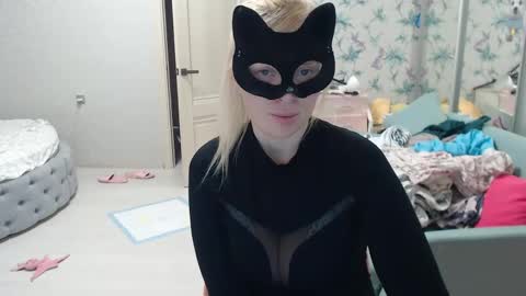 Emily online show from May 7, 7:17 pm
