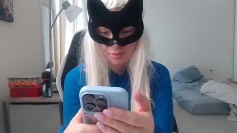 Snapshot of emily_york18 chatting on September 15, 7:54 pm Emily online show from September 15, 7:54 pm