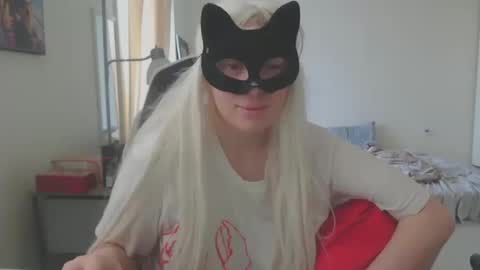 Snapshot of emily_york18 chatting on October 10, 8:25 pm Emily online show from October 10, 8:25 pm