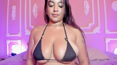 emilyborch online show from May 16, 10:36 am