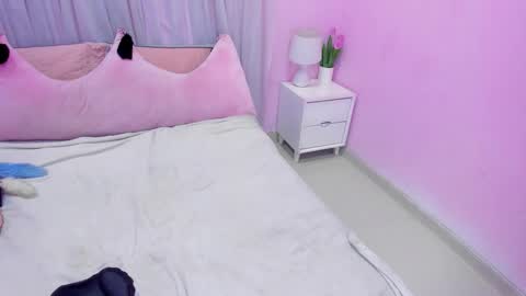  EMILY  online show from October 28, 8:35 pm