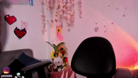 Emily online show from May 15, 6:27 am