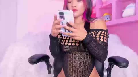 Emily online show from January 9, 9:05 pm