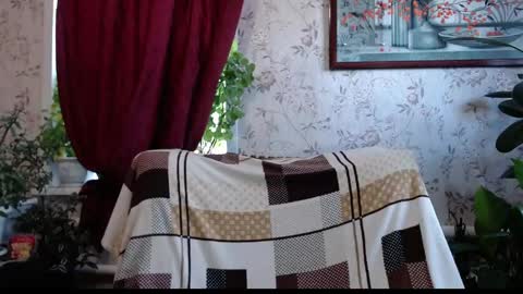 EmilyDoth online show from May 15, 3:43 am