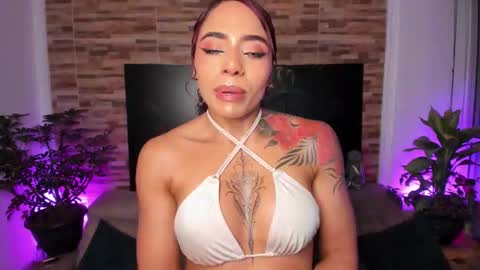 emily online show from October 15, 4:26 am