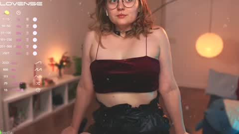 Emily  online show from December 22, 12:27 pm