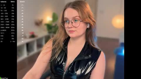 Emily  online show from January 19, 1:18 pm