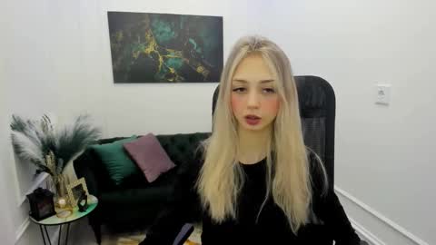 Emily online show from February 24, 7:56 pm