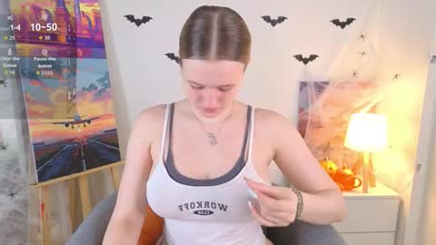 Emi online show from November 2, 1:09 am