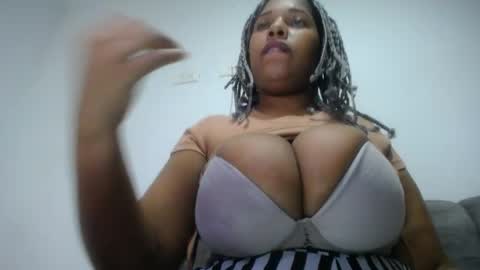 Emilyhines online show from May 21, 9:35 pm
