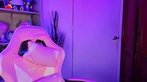 VALEEEN online show from May 14, 3:18 pm