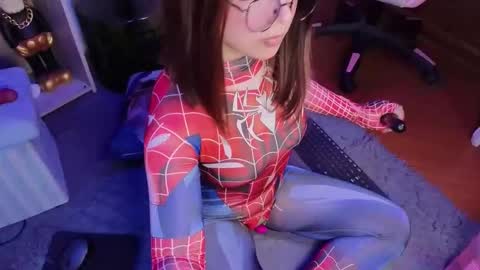 VALEEEN online show from November 10, 4:13 pm