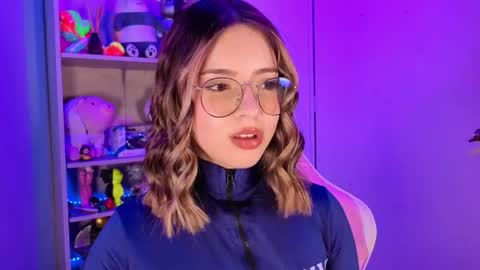 VALEEEN online show from May 16, 3:22 pm