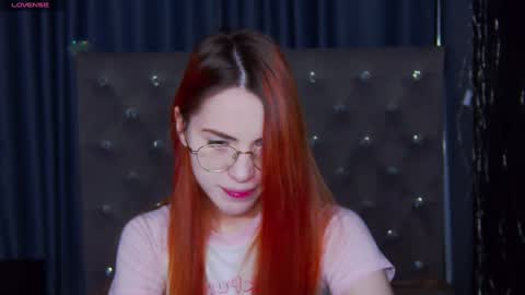 EmilyKents online show from February 9, 1:34 am