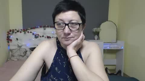 Emily online show from March 15, 7:54 am