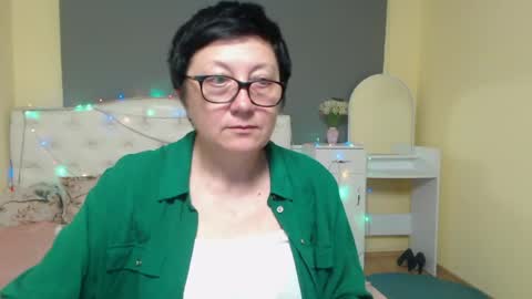 Emily online show from May 4, 6:01 pm