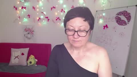 Emily online show from May 5, 6:22 pm