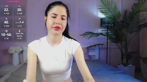 Emily online show from May 5, 7:06 pm