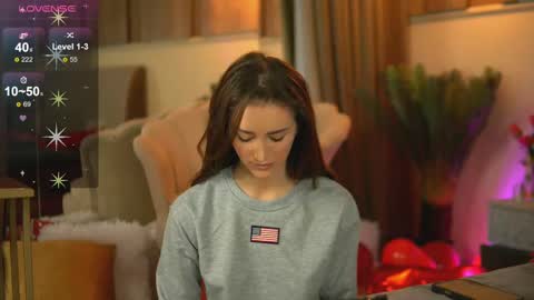 Snapshot of emilyraymont chatting on March 5, 9:50 pm Emily online show from March 5, 9:50 pm
