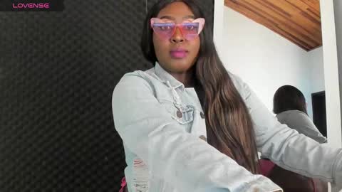 emilyrojas online show from January 17, 12:31 pm