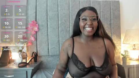 emilyrojas online show from December 28, 12:45 pm