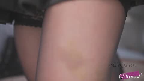Emy  online show from May 18, 2:01 pm