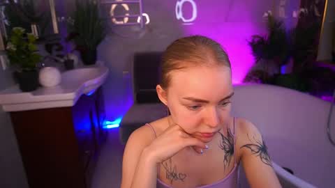  MY NAME IS Emily WELCOME EVERYONE I WILL BE HAPPY TO GIVE YOU WHAT YOU HAVE DREAMED OF FOR SO LONG online show from May 21, 12:36 pm