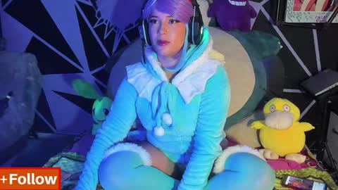 Snapshot of emilythemachine chatting on January 9, 7:50 pm emilythemachine online show from January 9, 7:50 pm