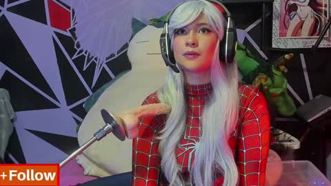 Snapshot of emilythemachine chatting on January 4, 11:38 pm emilythemachine online show from January 4, 11:38 pm